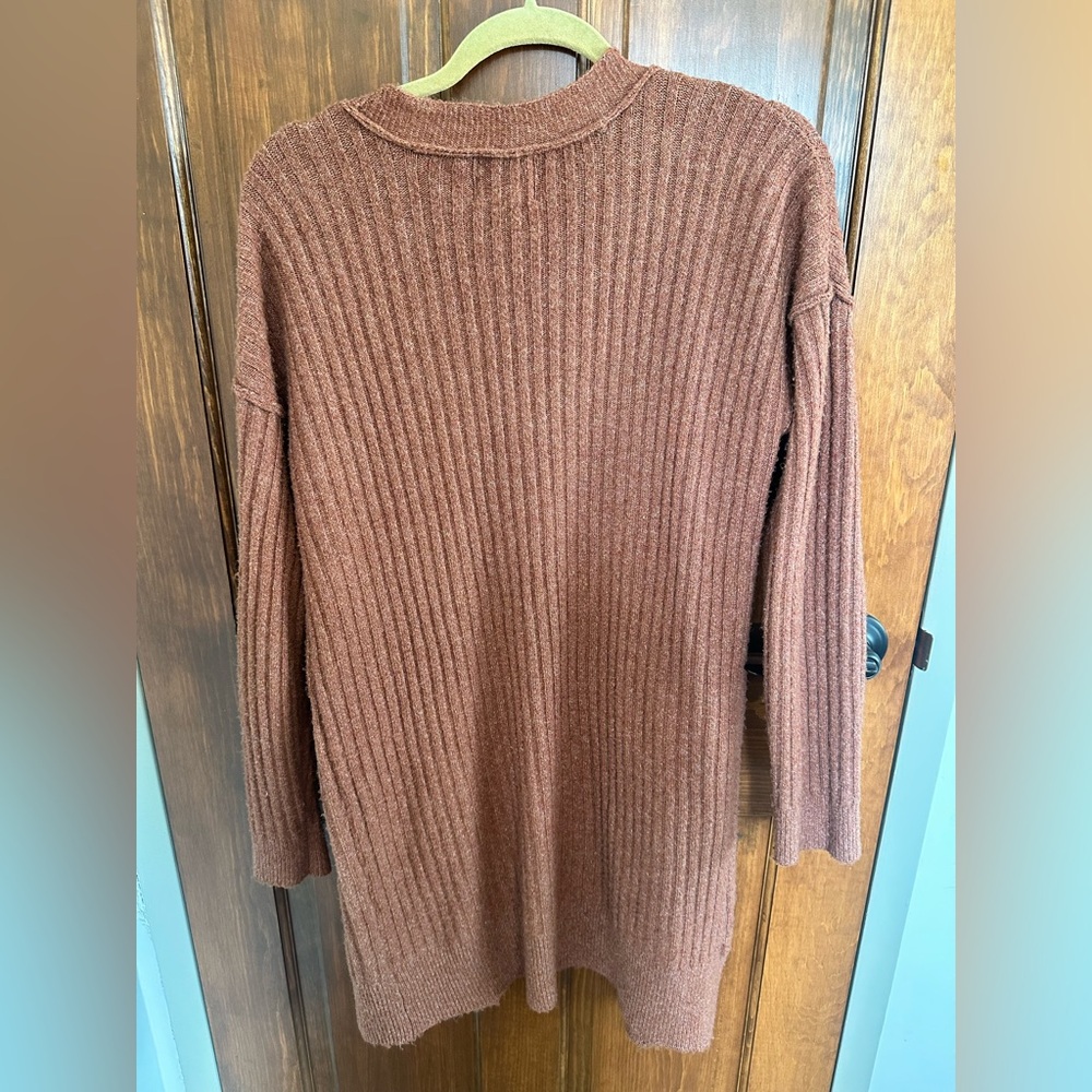Women's Ribbed Open-Front Cardigan in Rust - Picture 2 of 4